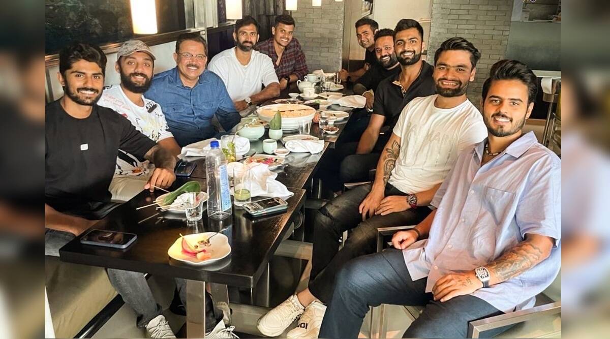 KKR Players Hang Out
